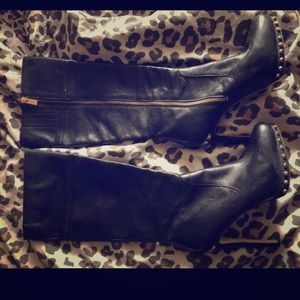 Gorgeous Michael Kors black & gold boots size 7.5